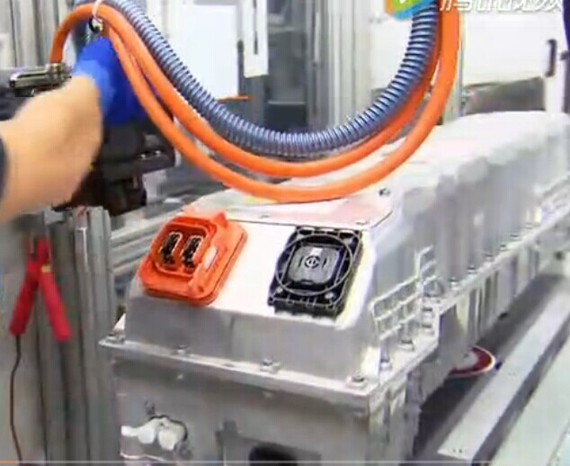 见过宝马i8的动力电池怎么制造出来的吗？