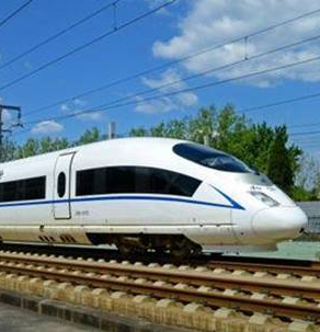 从“和谐号”到“复兴号”，看高铁如何成为中国制造的金字招牌！